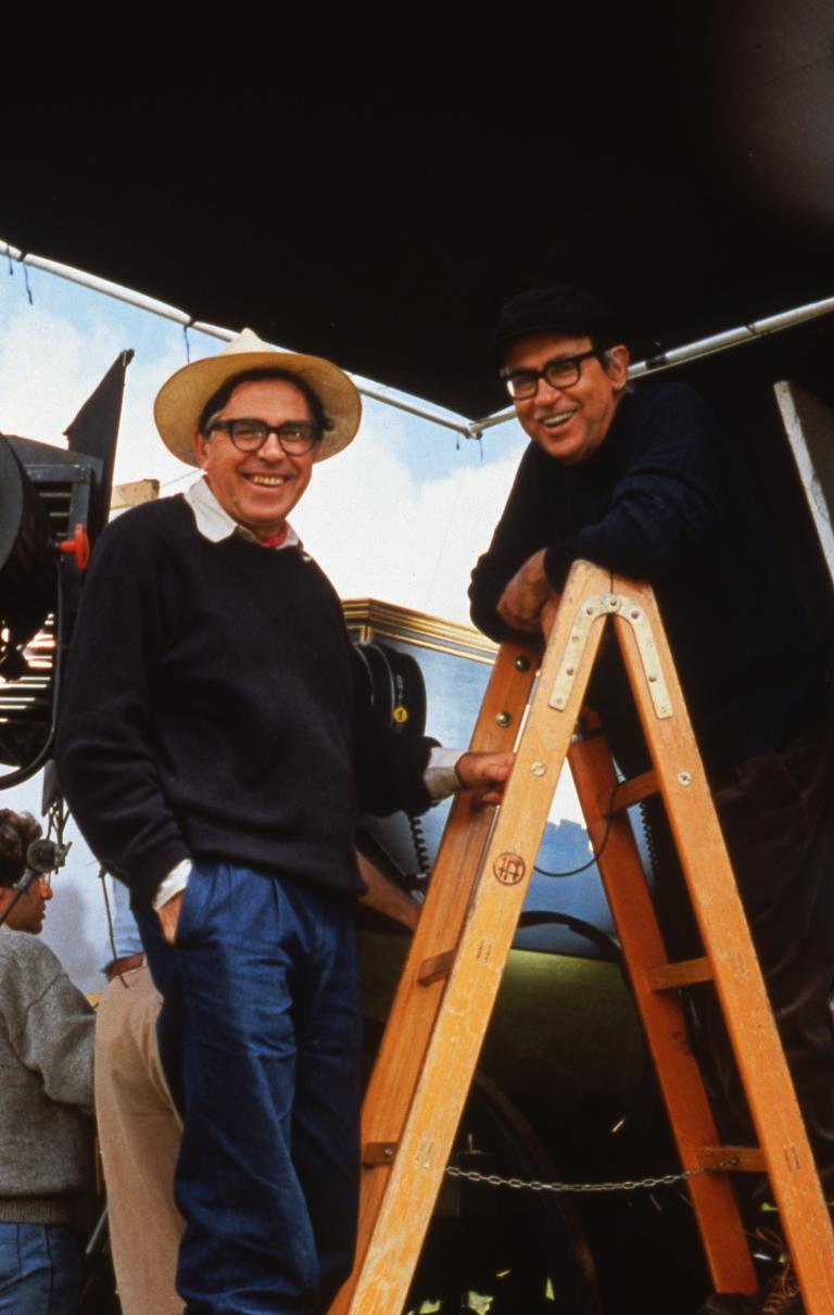 Paolo et Vittorio Taviani lors du tournage du film Il sole anche di notte. Collection Cinémathéque suisse. Tous droits réservés