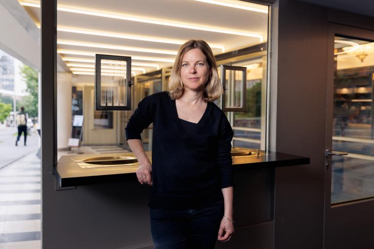 Nathalie Herschdorfer, directrice de Photo Elysée le 29 mai au Capitole à l'occasion de la projection des courts métrages de Man Ray © Cinémathèque suisse / Pierre-Yves Massot
