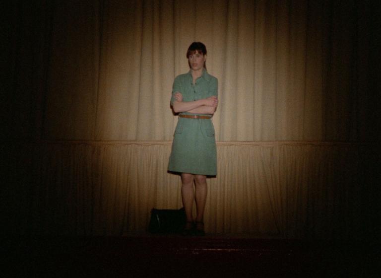 La Fille de Prague avec un sac très lourd (1979), Danielle Jaeggi  © Cinémathèque suisse