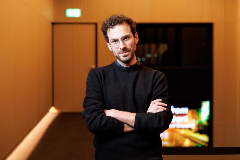 Pablo La Parra, directeur de la Filmoteca de Catalunya, le 12 février pour la présentation de "Los Tarantos" de Francisco Rovira Beleta © Cinémathèque suisse / Pierre-Yves Massot