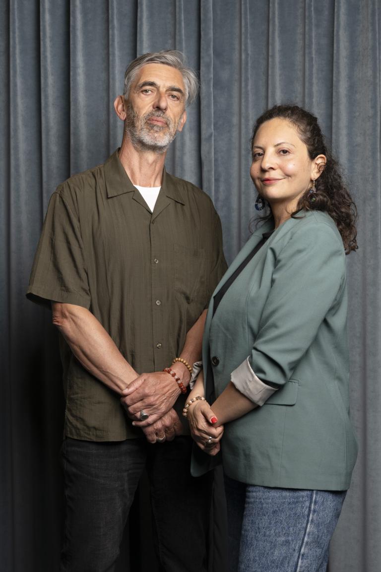 Nicolas Wadimoff et Lyana Saleh au Capitole pour l'avant-première de leur film "UNRWA - 75 ans d'une histoire provisoire" le mardi 27 mai 2025 © Cinémathèque suisse / Mathilda Olmi