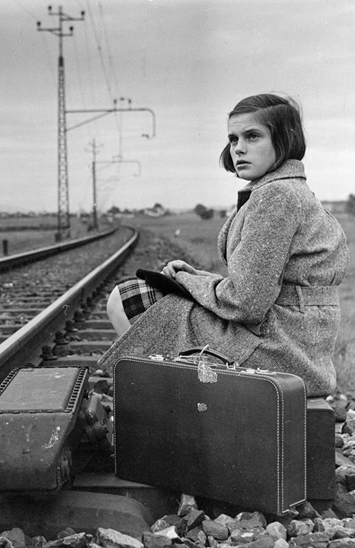 Josiane Hegg in Marie-Louise von Leopold Lindtberg (1944)