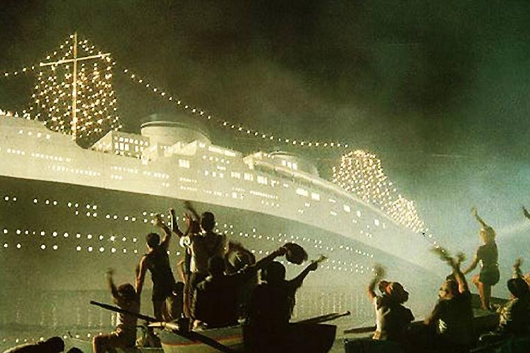 E la nave va von Federico Fellini (1983)