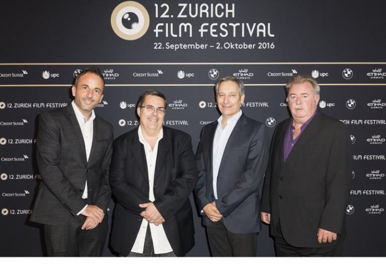 "Die letzte Chance" à Zurich avec Christoph Stuehn (Memoriav), Frédéric Maire (Cinémathèque suisse), Heinz Schweizer (SRF) et Pete Gassmann (Praesens-Film). Photo: Micha Freutel