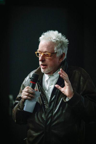 Le réalisateur Stephen Apkon présente son film "Disturbing the Peace" au Cinématographe, le 26.03.18 © Carine Roth