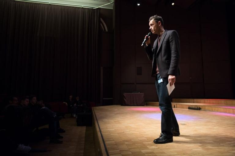 Charles-Antoine Courcoux présente "Duel" de Steven Spielberg, en projection scolaire, à Paderewski, le 28.03.18 © Pierre-Yves Massot
