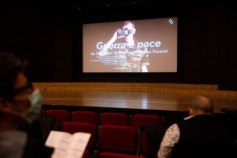 Rencontres 7e Art Lausanne: Massimo D'Anolfi et Martina Parenti présentent "Guerra e pace" en avant-première à Paderewski - 28.04.2021