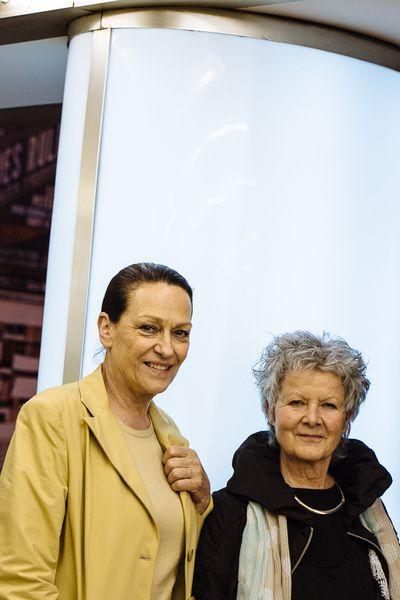 Les actrices suisses Beatrice Kessler et Silvia Jost, venues au Capitole à l'occasion de la projection de