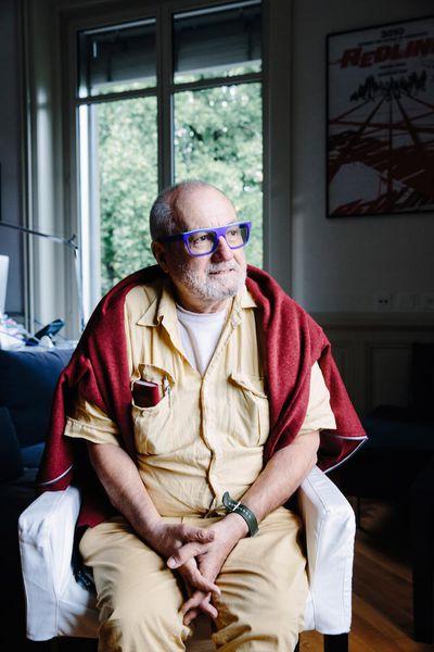 Le réalisateur Clemens Klopfenstein dans les bureaux de la Cinémathèque suisse au Casino de Montbenon lors de la projection de son documentaire "Geschichte der Nacht" le 22 septembre. © Carine Roth / Cinémathèque suisse