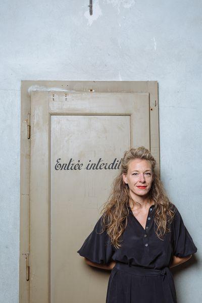 La comédienne Audrey Cavelius au Capitole lors de l'avant-première du film "Le vent tourne" le 17 septembre. © Samuel Rubio / Cinémathèque suisse